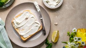 Pomazánkové máslo vzniklo jako československý experiment. EU ho chtěla zakázat, my se nedali!