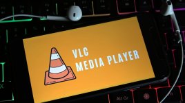 VLC dosáhl 6 miliard stažení a představuje AI-generované titulky