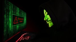 Krádeže dat, vydírání a milióny v bitcoinech: Vláda v USA obvinila dva hackery