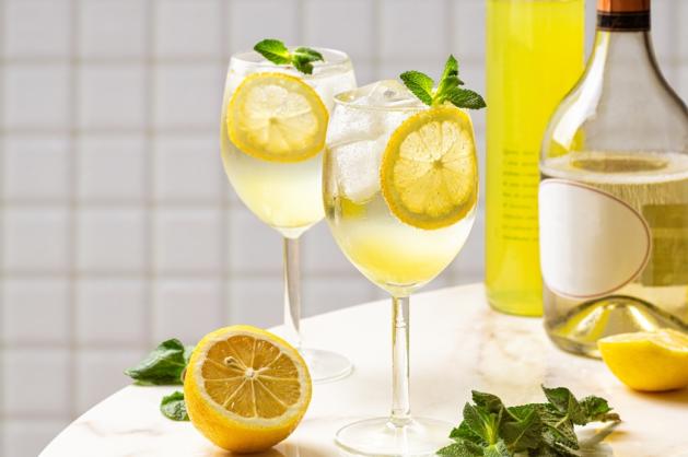 limoncello spritz