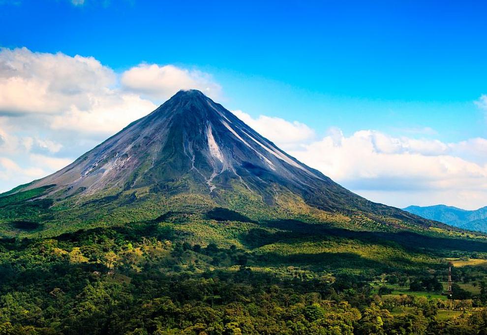 sopka Arenal - Cestovinky.cz