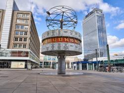 Alexanderplatz hodiny